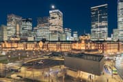 丸の内ビルディング5階展望フロアから眺める東京駅