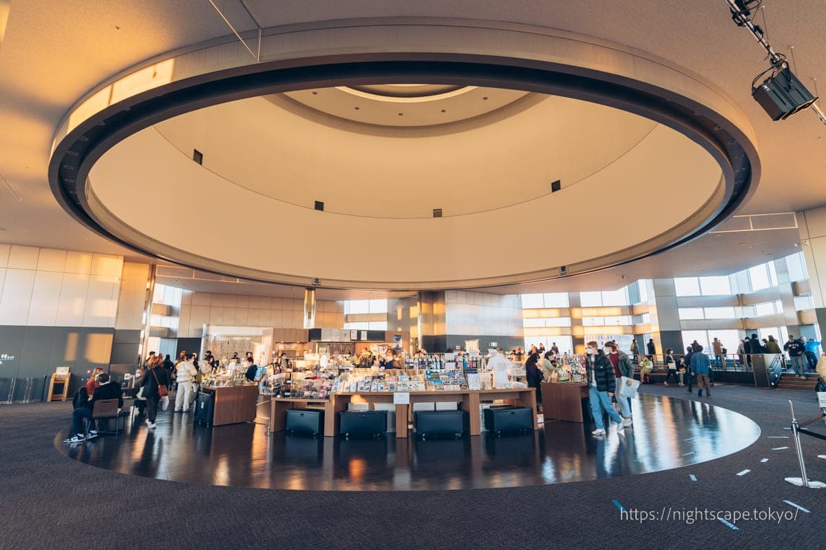 东京都厅南展望室的氛围