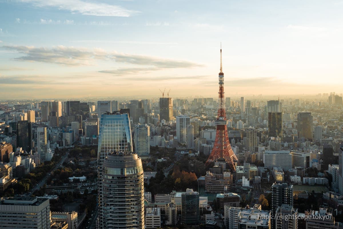黄昏时分的东京塔