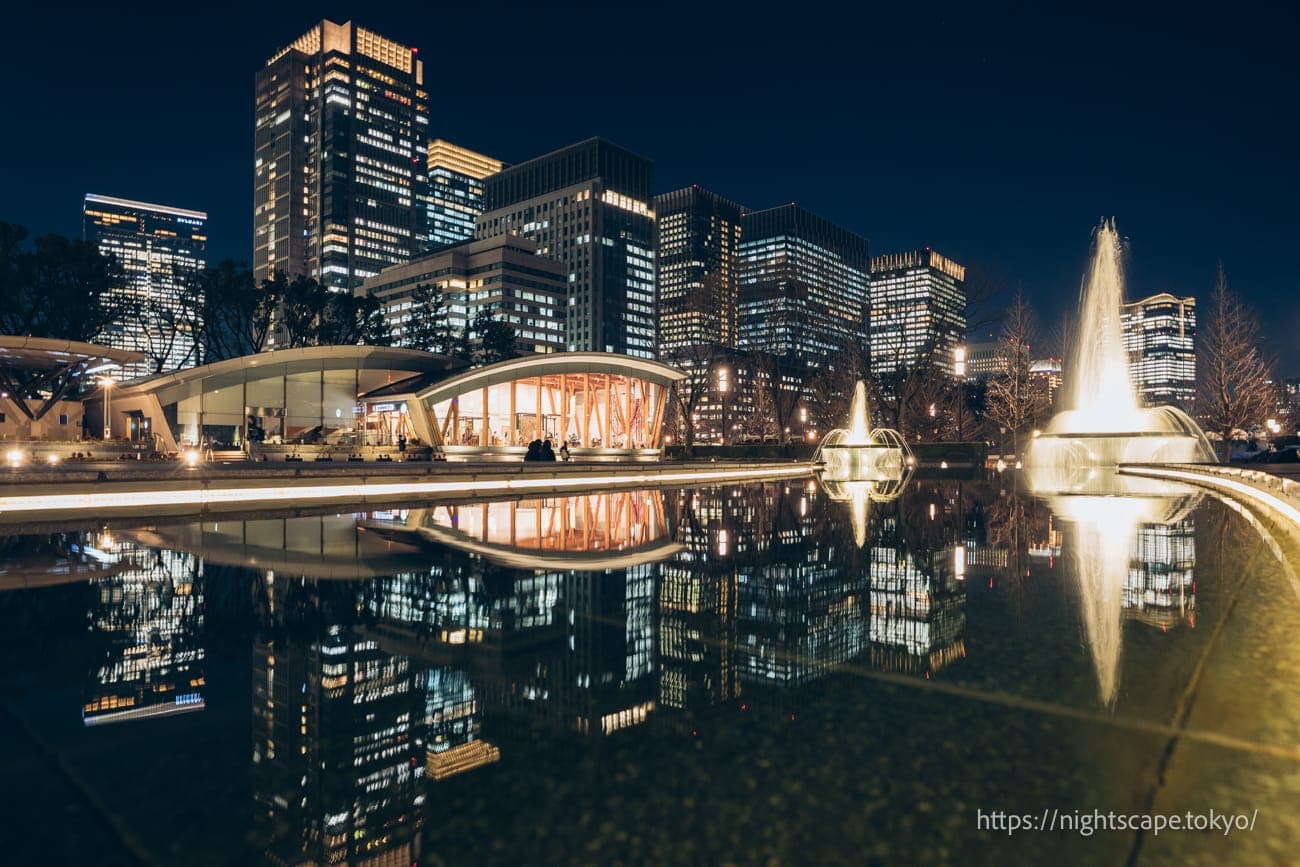 和田仓喷泉公园倒影