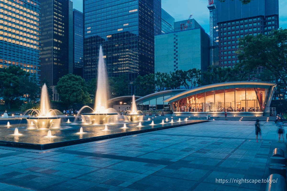 黄昏时的和田仓喷泉公园