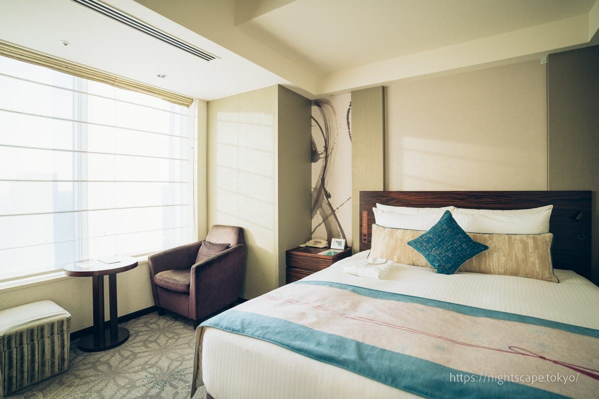 东京大都会丸之内酒店客房（站台侧女王房）氛围