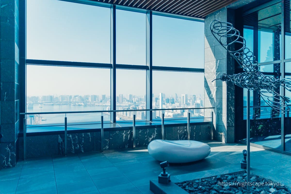 36层前台附设的观景室