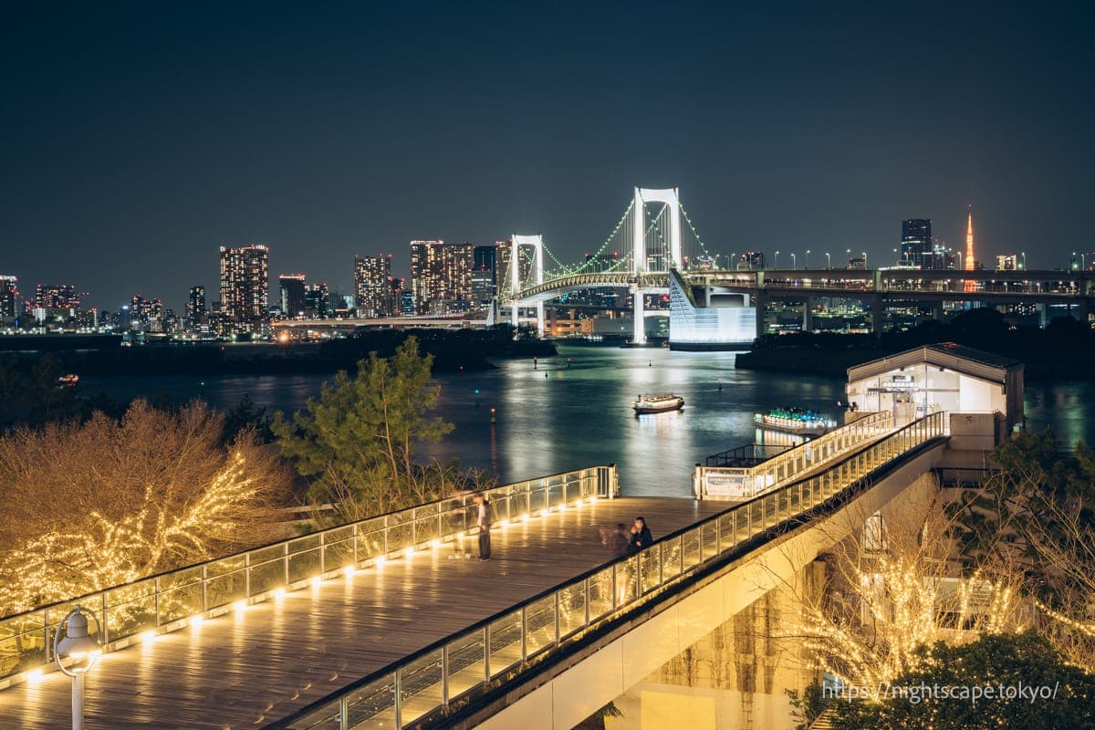 台场海滨公园的夜景灯饰