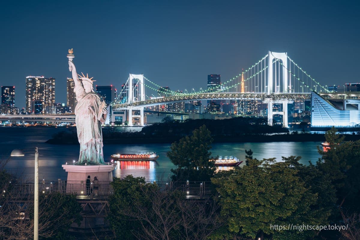 彩虹大桥与自由女神像