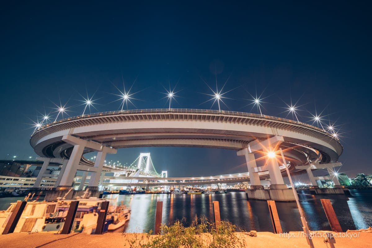 彩虹大桥芝浦环桥的夜景