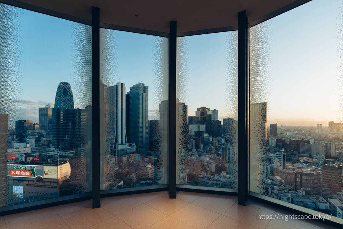 东急歌舞伎町塔展望层氛围