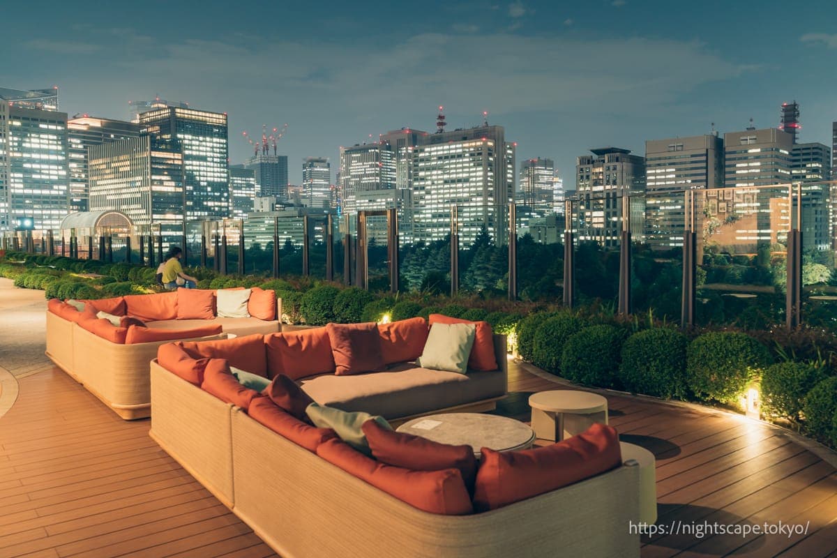 东京中城日比谷展望台的氛围