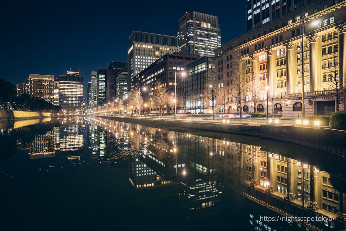 日比谷护城河的夜景