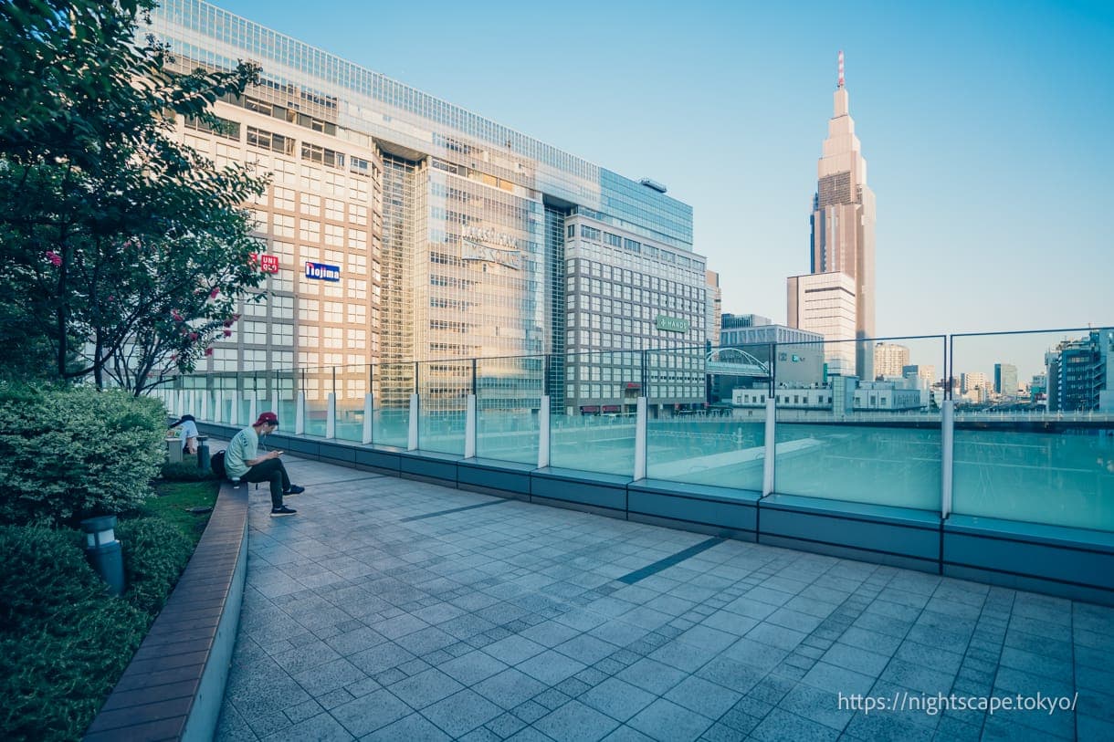 Suica企鹅广场氛围