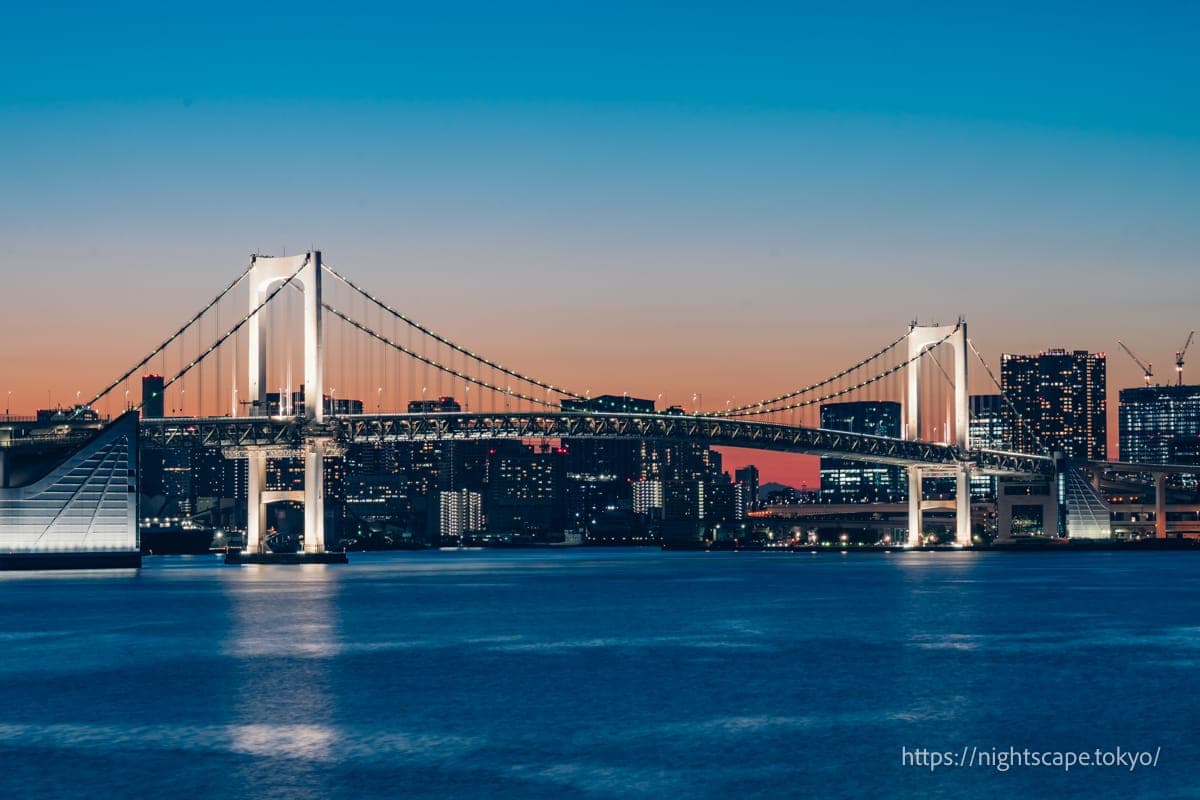 富士见桥的夜景