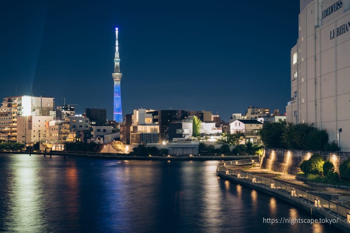 从清洲桥眺望东京晴空塔