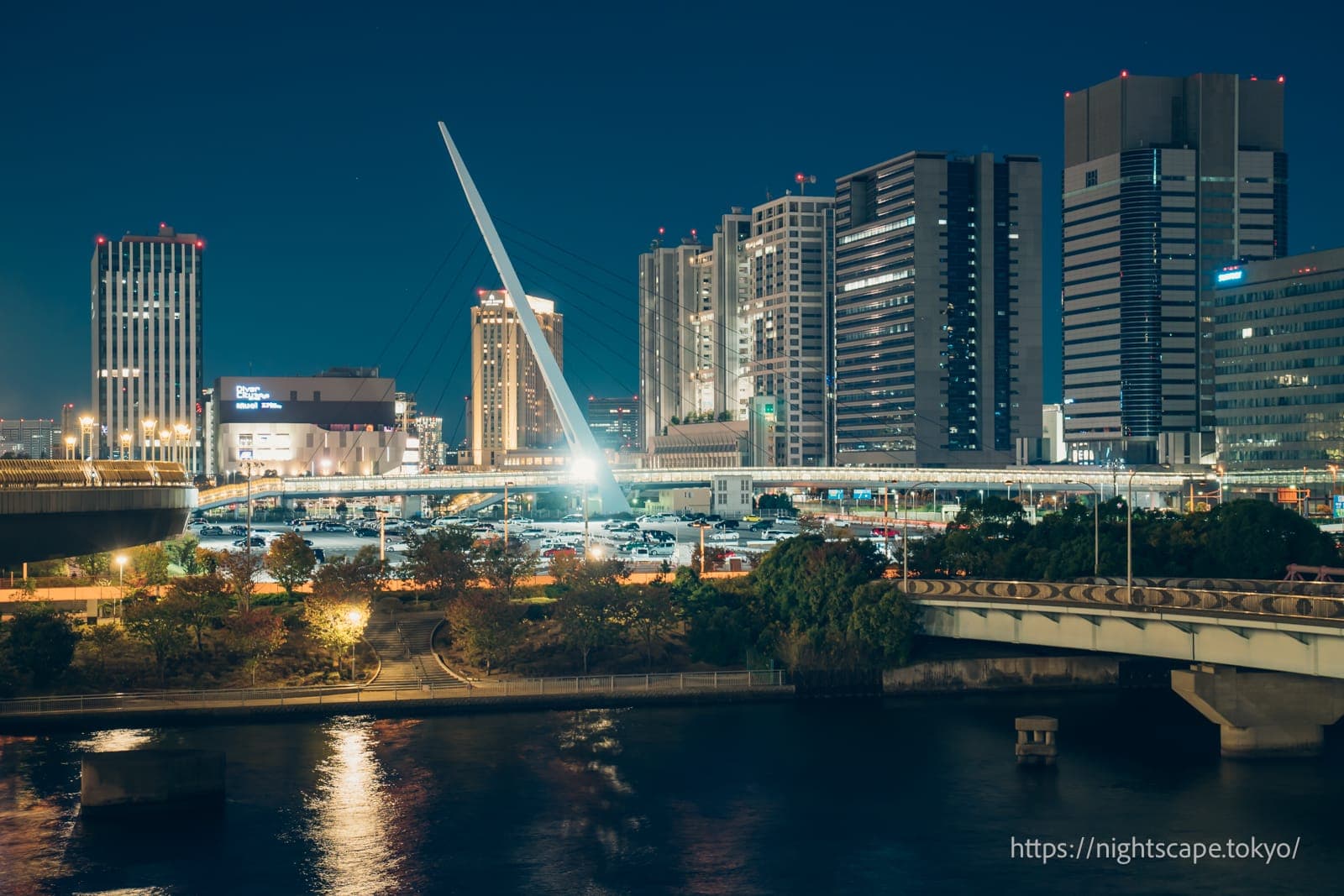 从梦之大桥眺望台场方向的景色