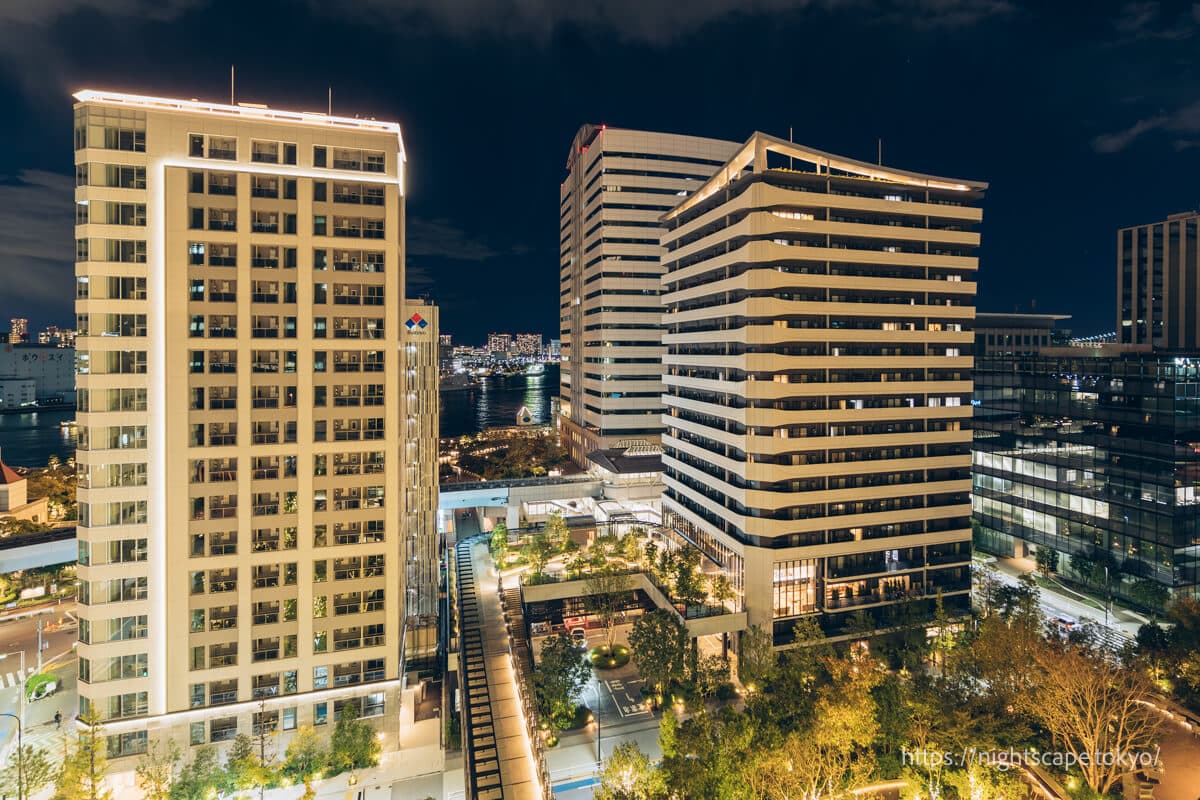 竹芝客船码头方向的夜景