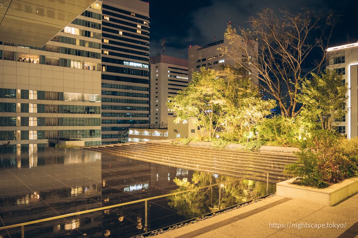 东京港城竹芝跳跃露台的氛围