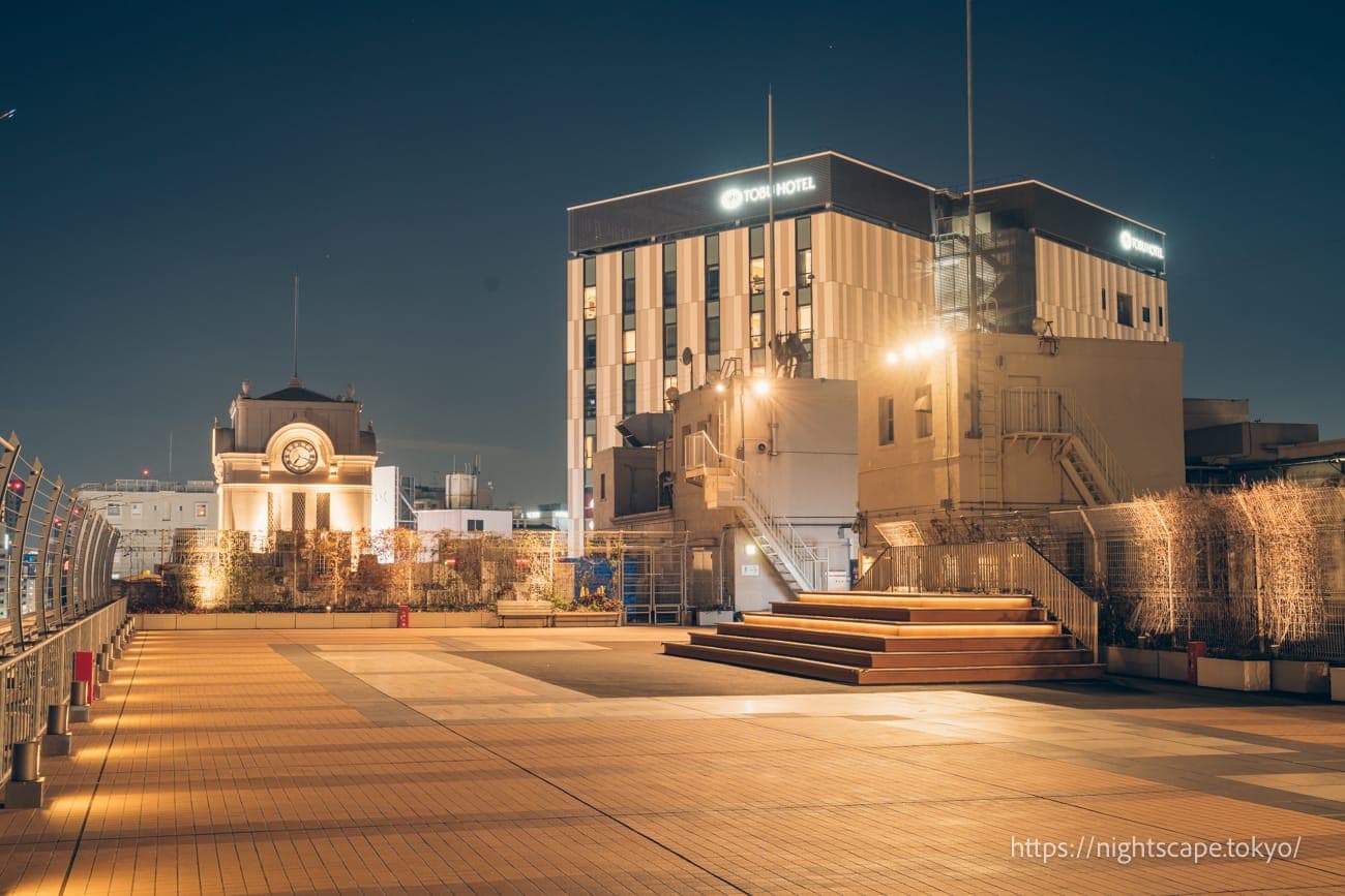 浅草站大厦钟楼和浅草东武酒店