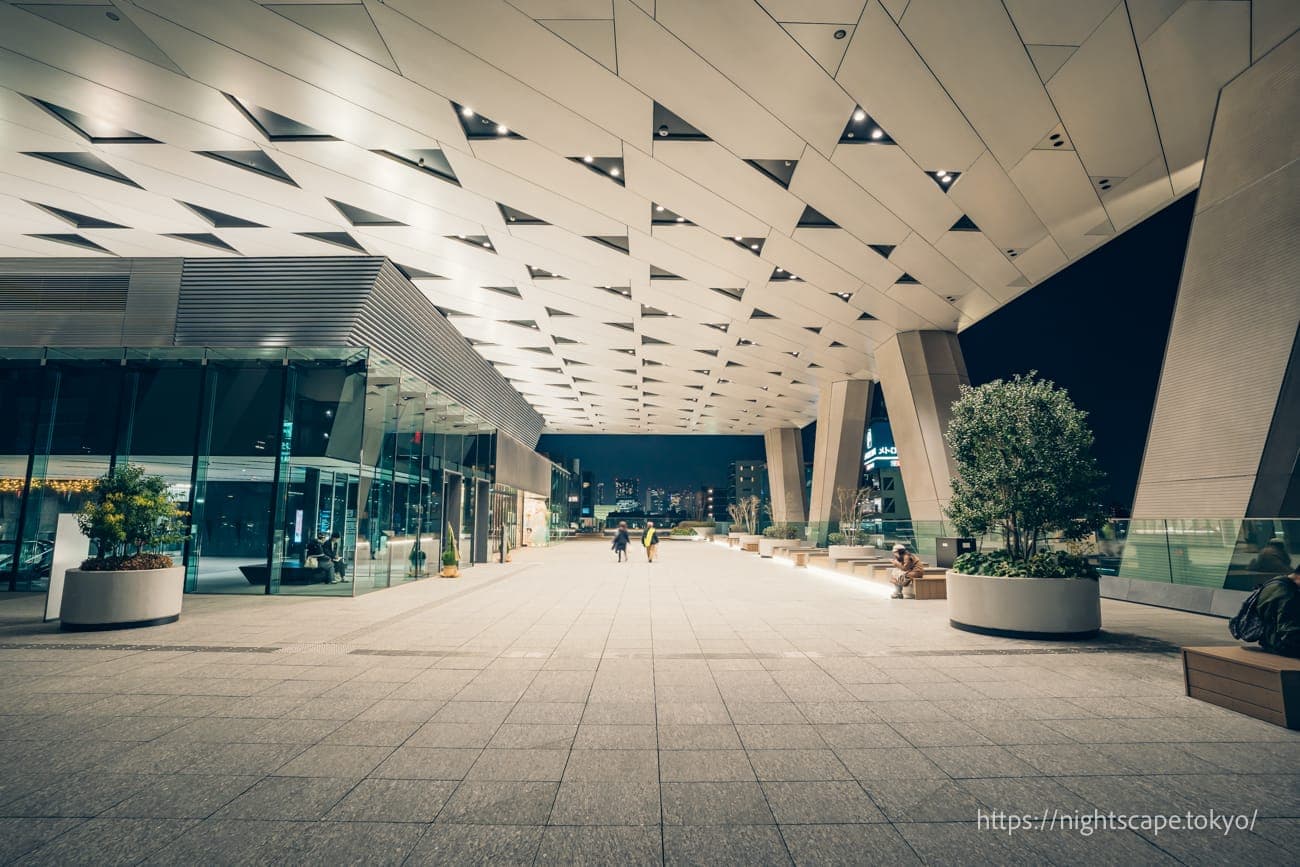 钻石之门池袋钻石露台氛围（南侧）