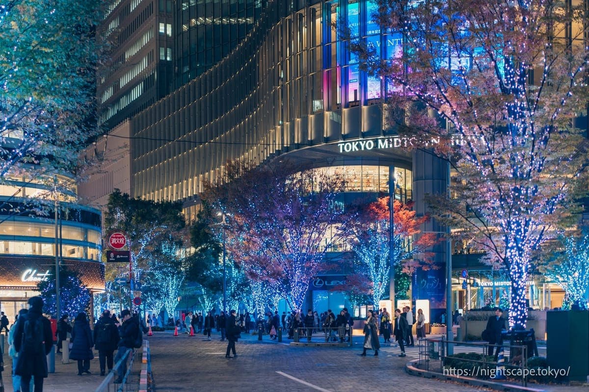 东京中城日比谷周边彩灯闪耀的景象