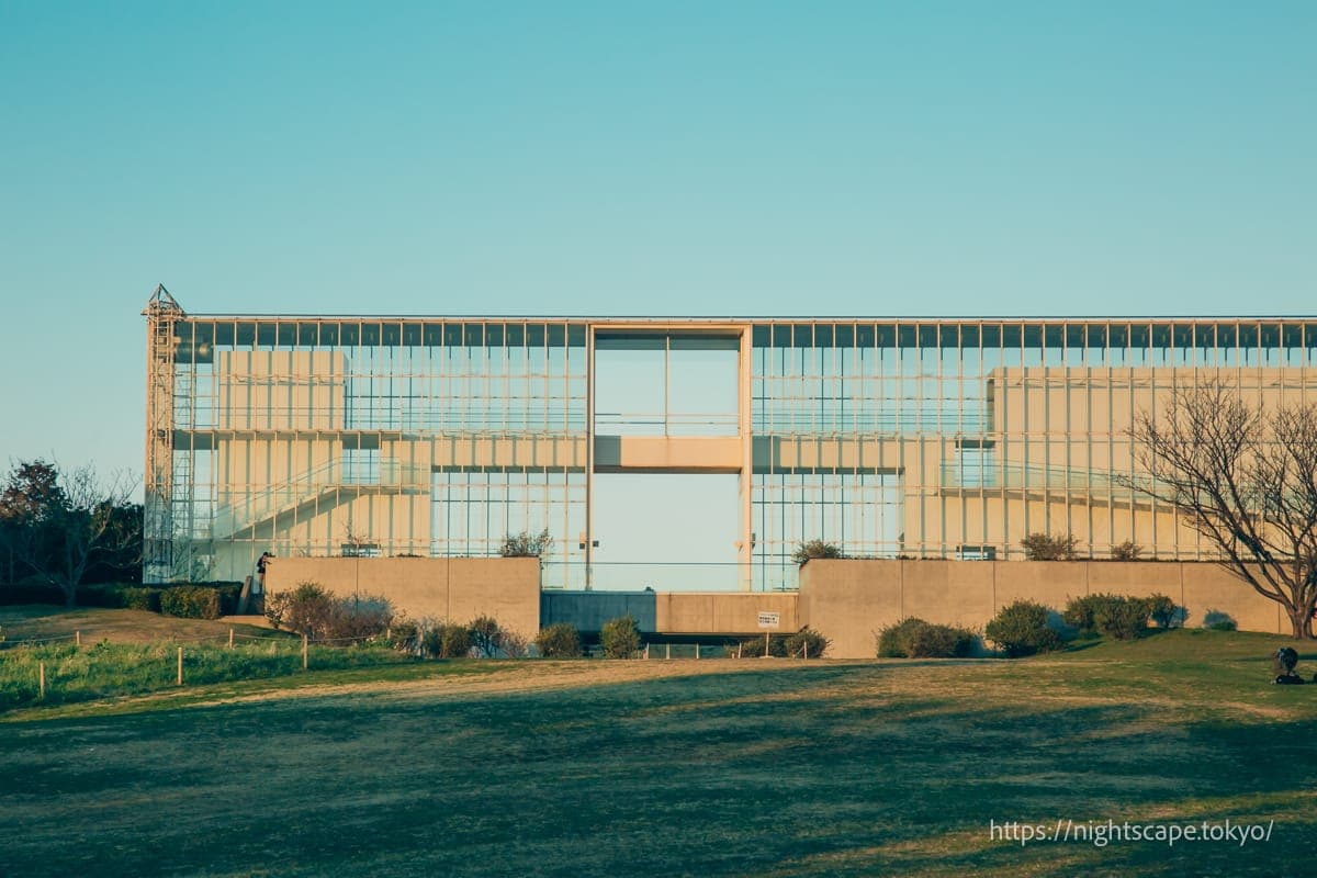 夕阳下的展望休息屋水晶景