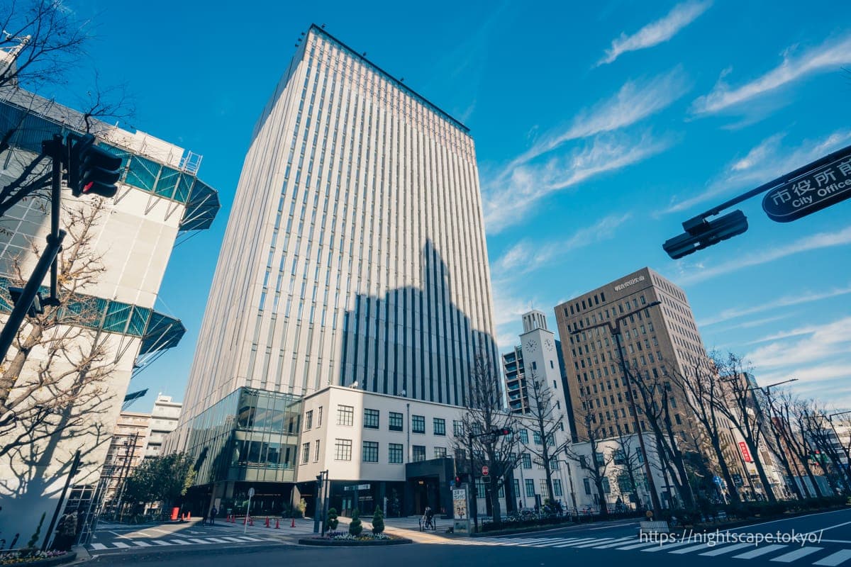 川崎市政府本厅舍的外观