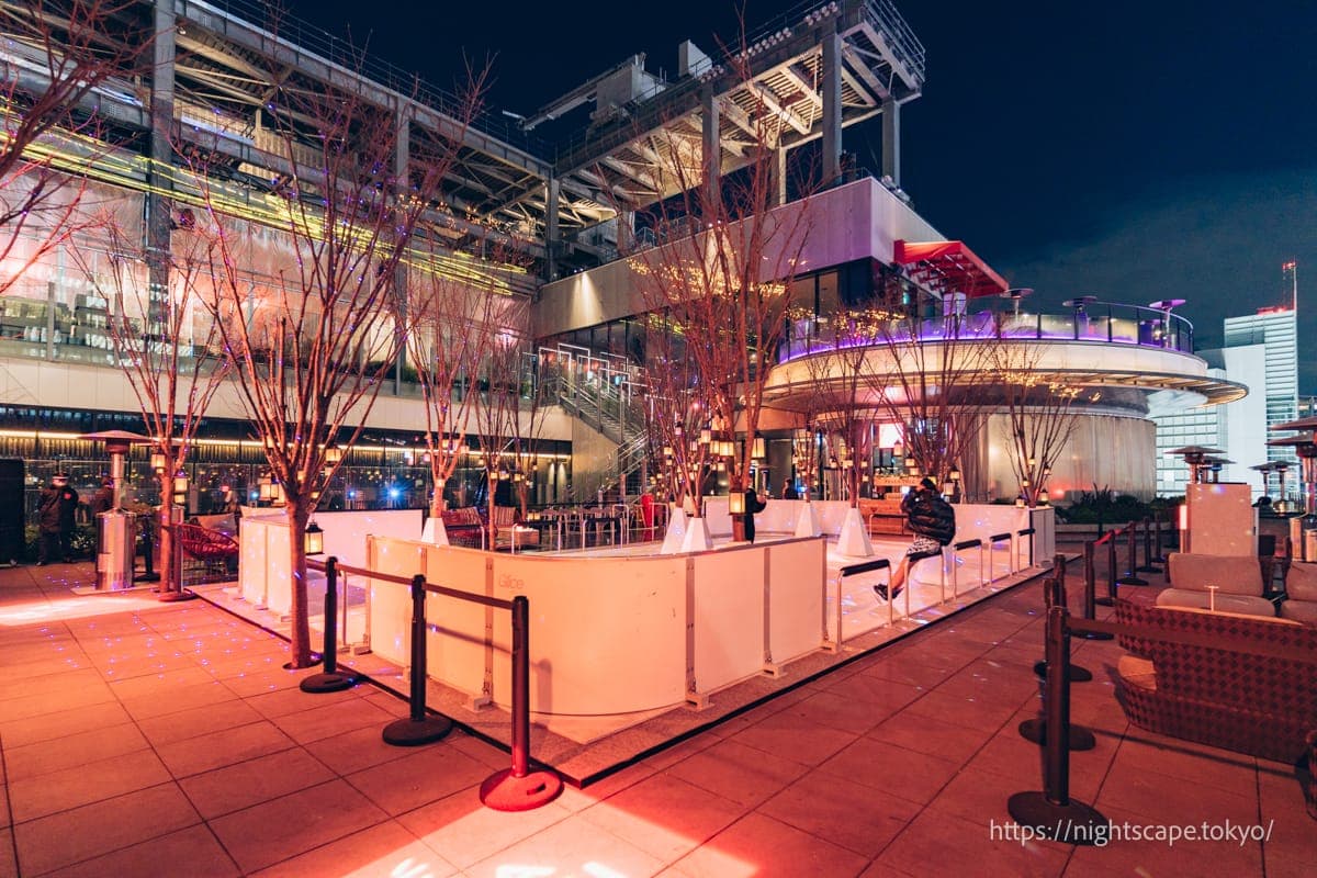 冬季限定在SHIBU NIWA设置的溜冰场