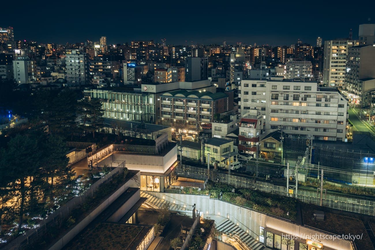 东京天空町东区天空町餐饮区夜景