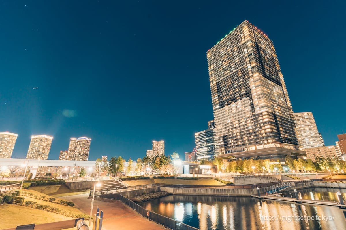 丰洲六丁目第二公园的夜景