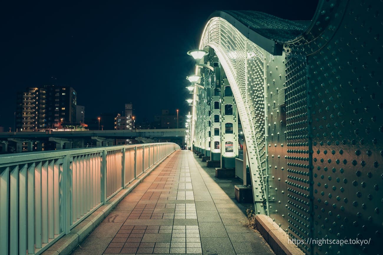 厩桥的步行者专用通道