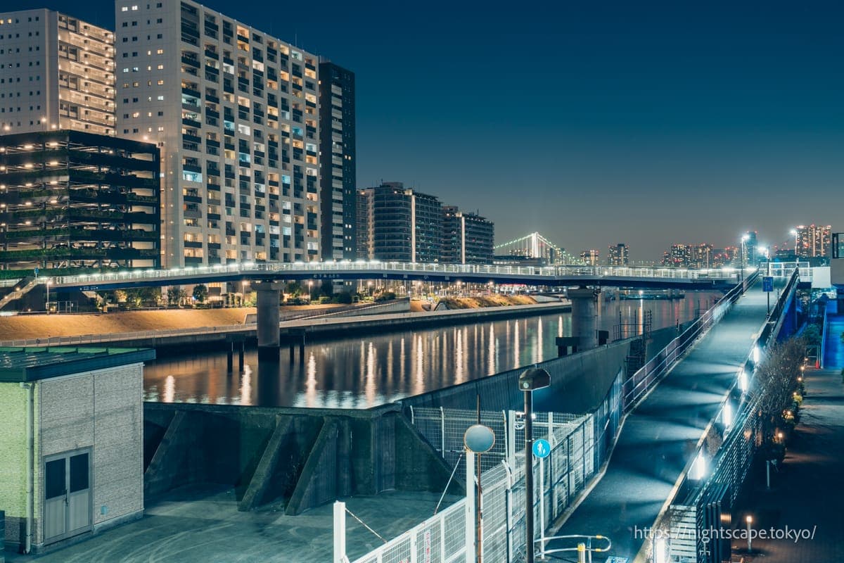 从黎明大桥眺望朝潮小桥