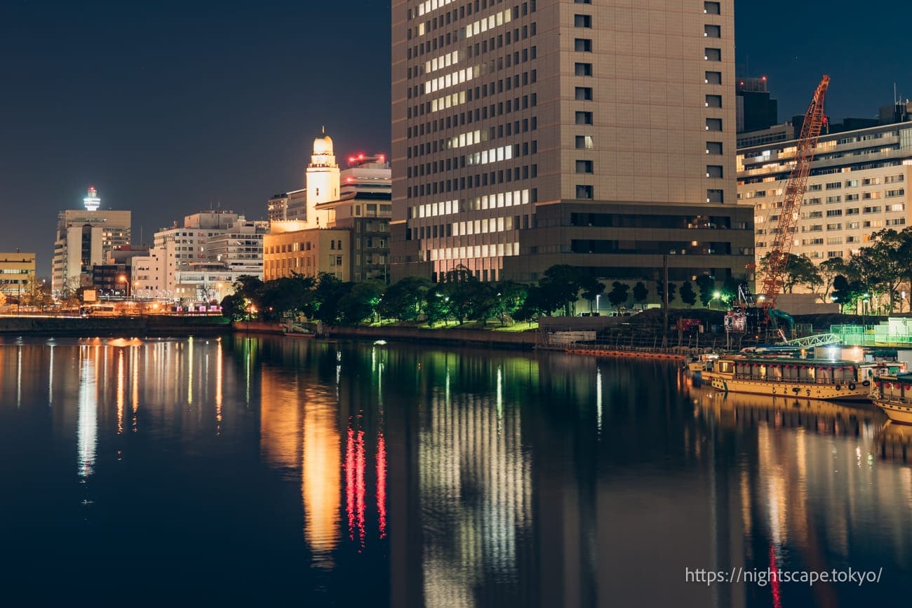 从万国桥眺望的夜景
