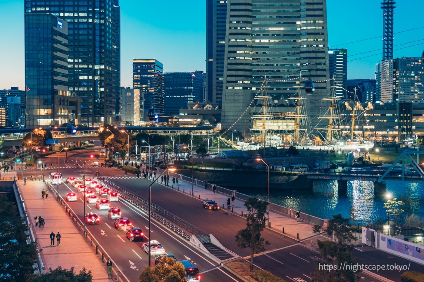日本丸紀念公園與櫻木町站周邊街景