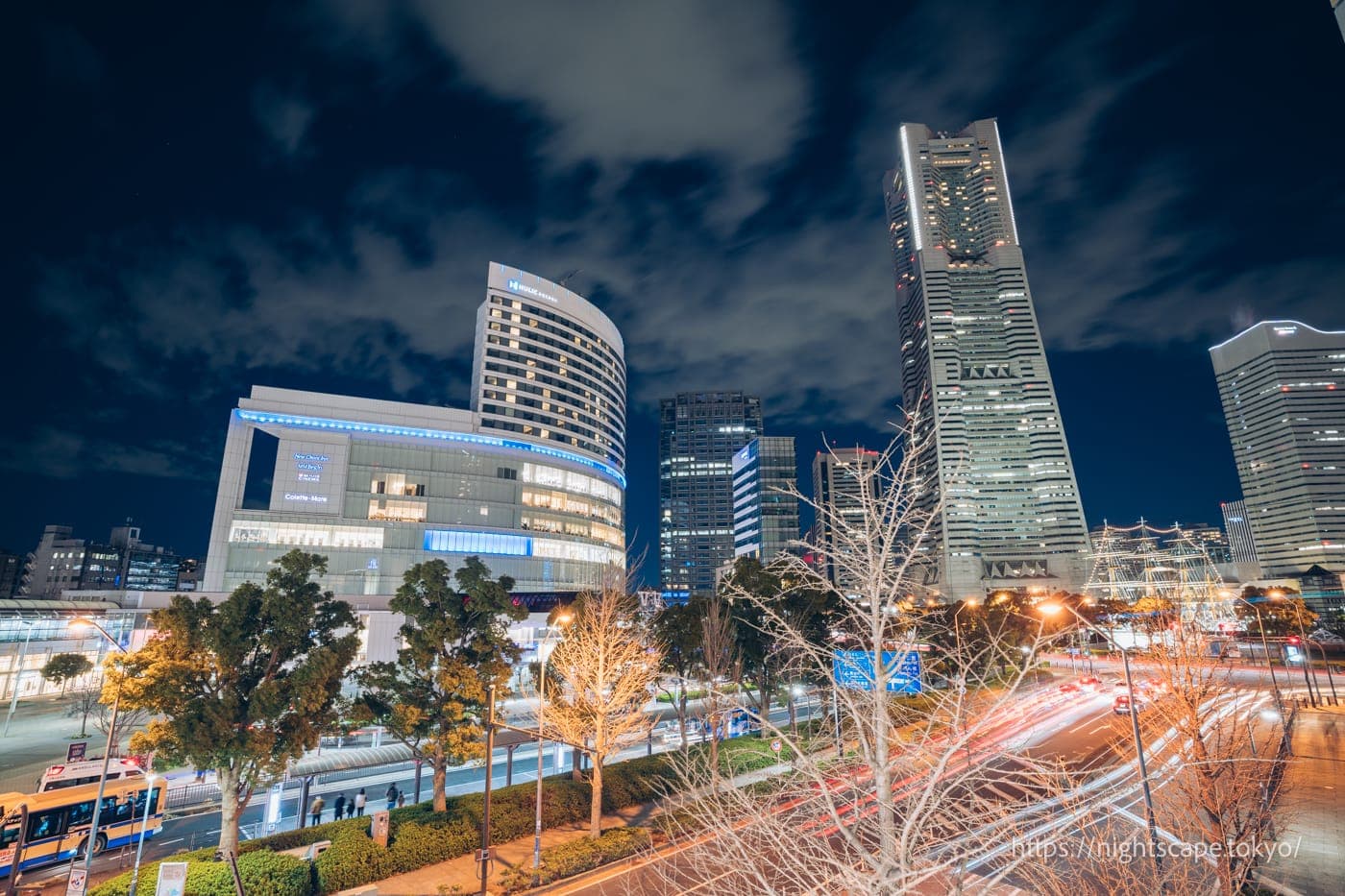 横滨地标大厦与珂丽特购物广场