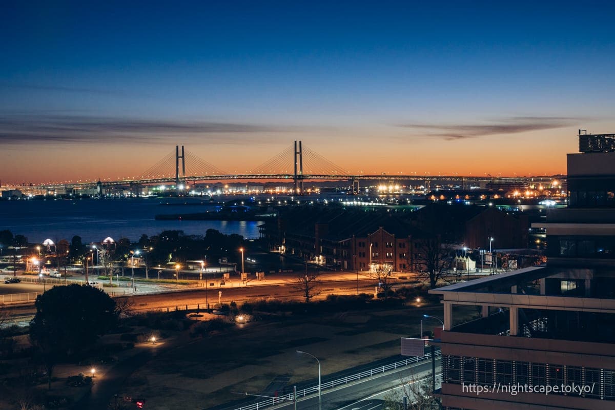 黎明前横滨港周边的街景①