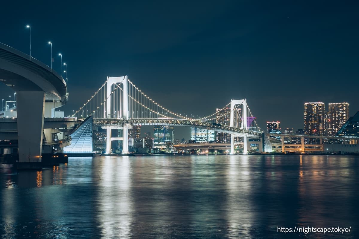 有明北绿道公园的夜景