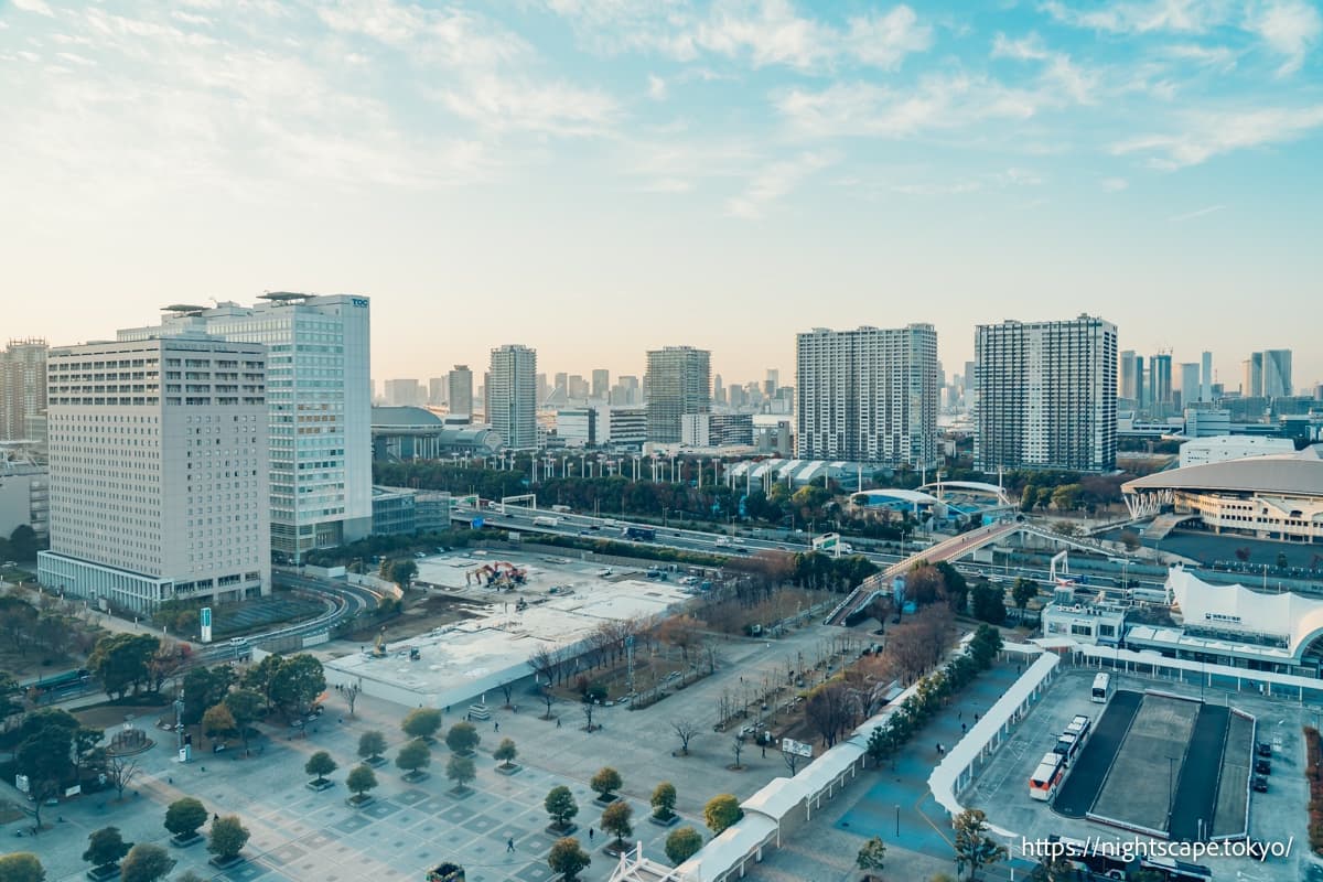 黄昏时分有明街区景象