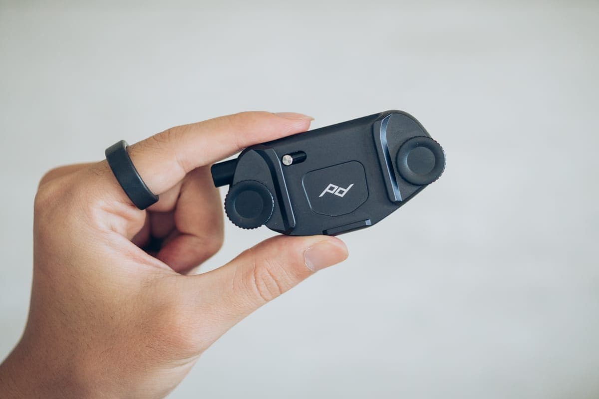 撮影が捗るおすすめカメラホルダー!Peak Design キャプチャー V3レビュー