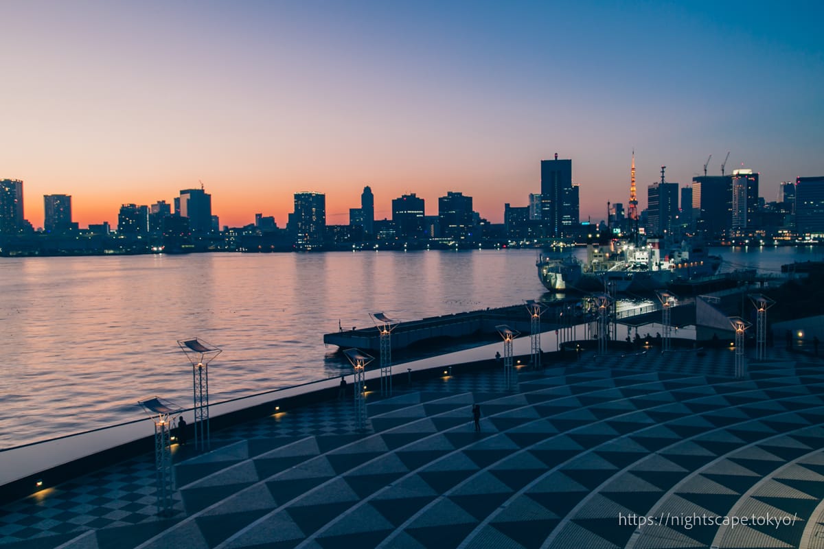 Tokyo Bay as seen from the Harumi Pier Passenger Terminal.