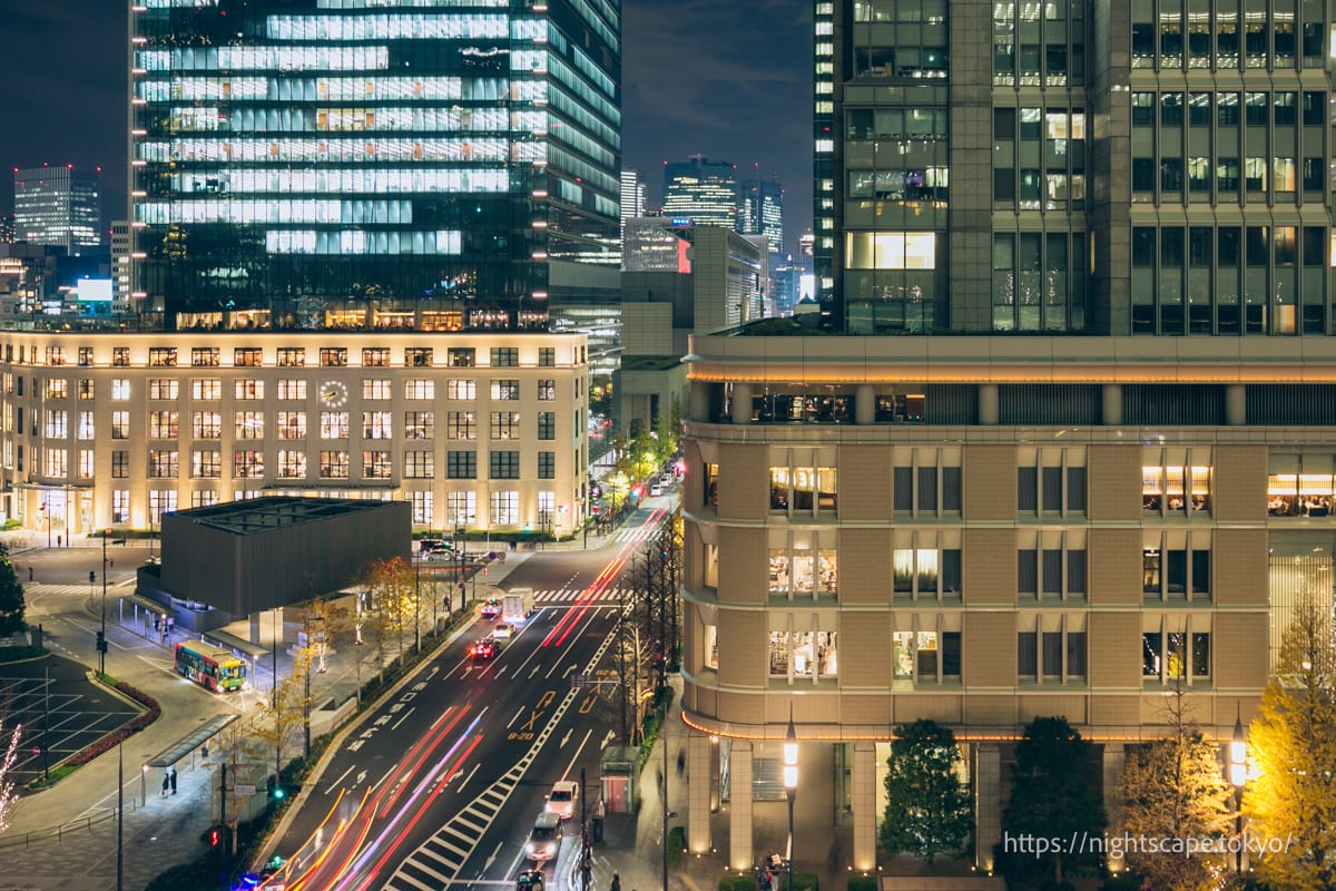 KITTE Marunouchi as seen from the observation floor of the Shin-Marunouchi Building