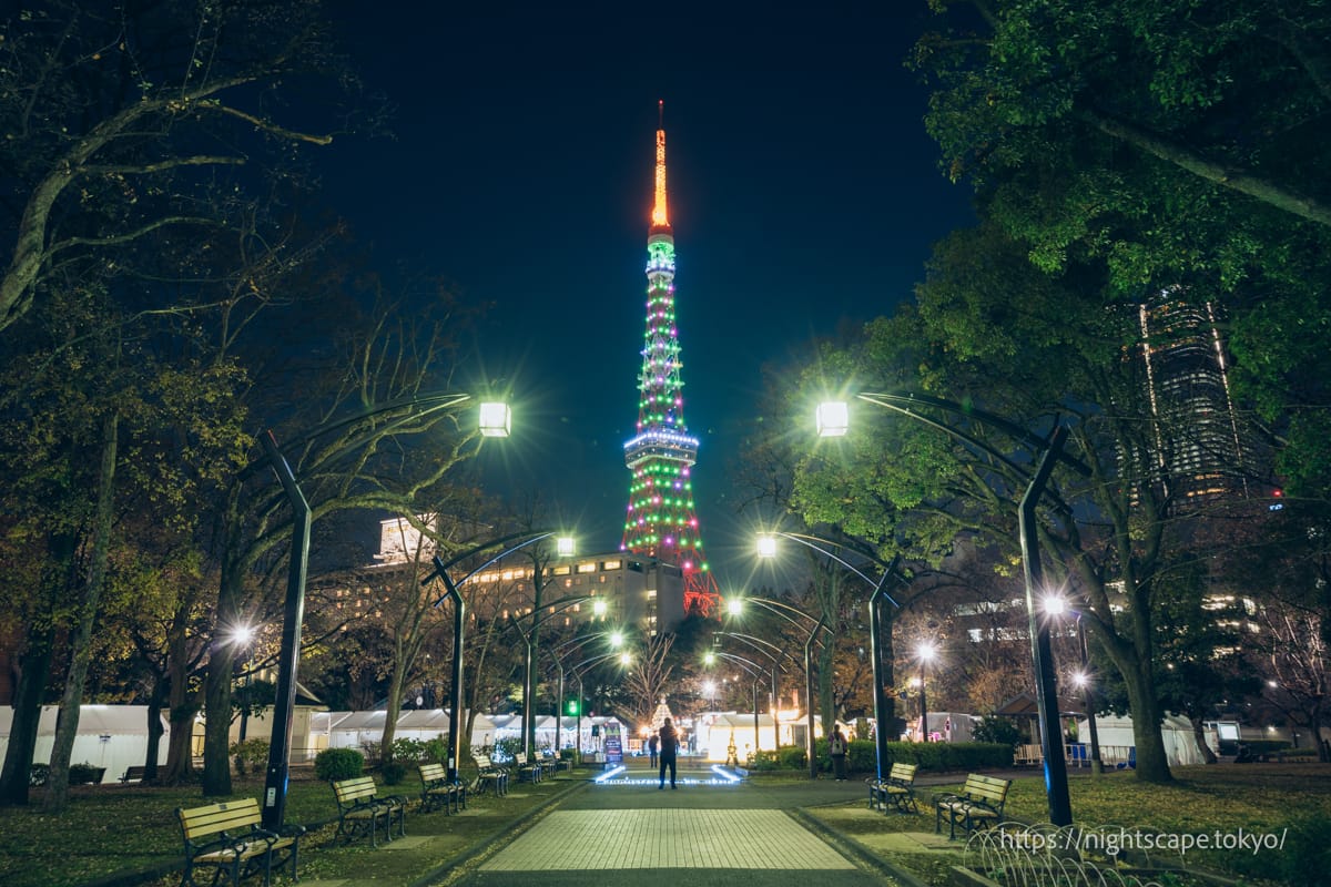 Tokyo Tower viewed from Shiba Park Lot 4 (special lighting).