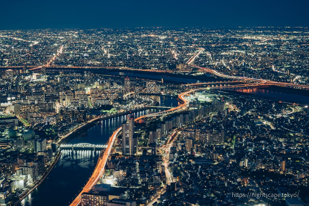 Night view towards Kitasenju and Ayase, Sumida River and Arakawa River