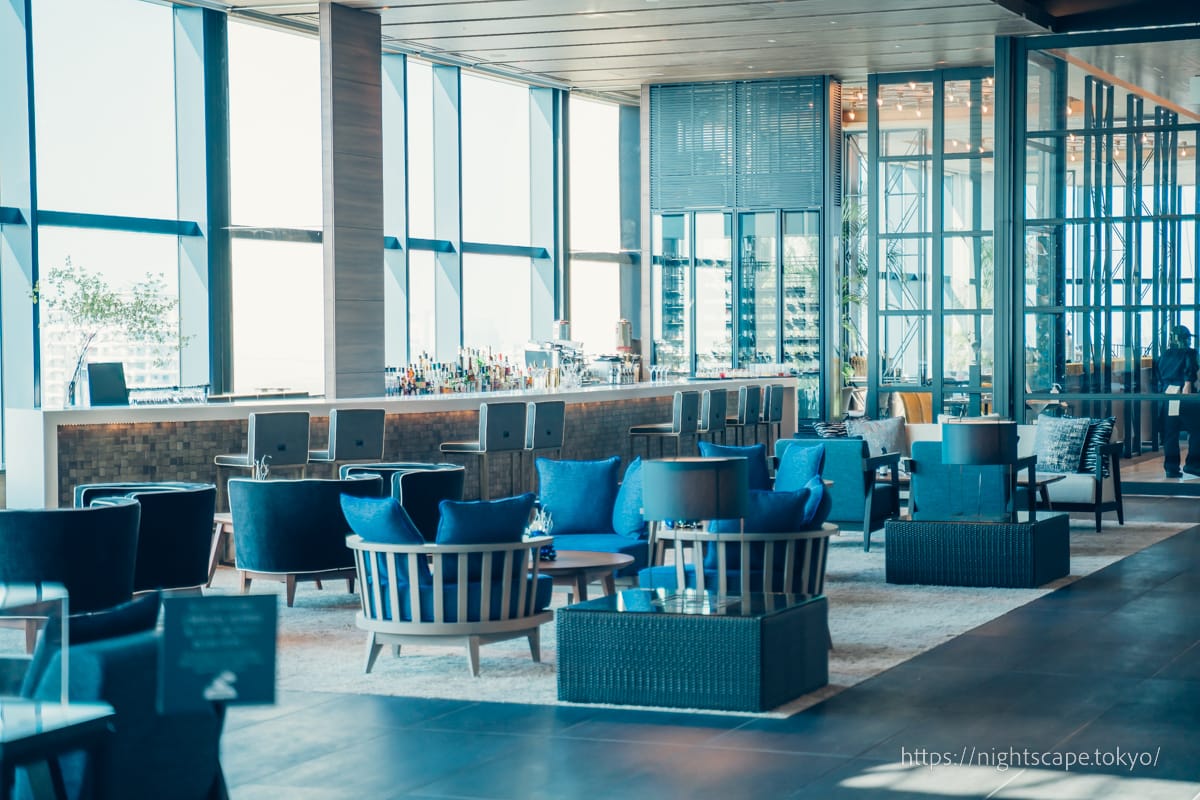 Atmosphere of the restaurant floor on the 36th floor