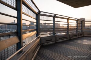 Shooting point in the middle of Rainbow Bridge promenade