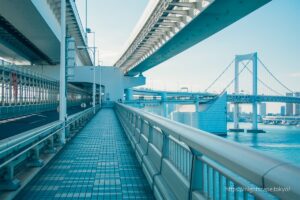 Rainbow Bridge promenade (North Route)