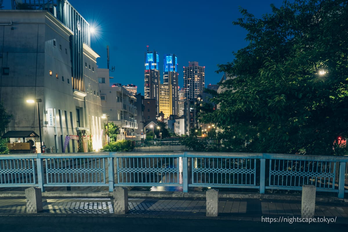 Atmosphere of the Nakano Bridge