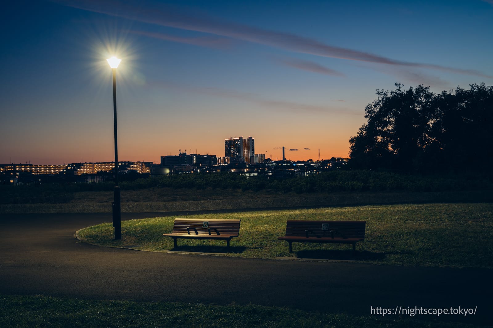 Bench in Futakotamagawa Park