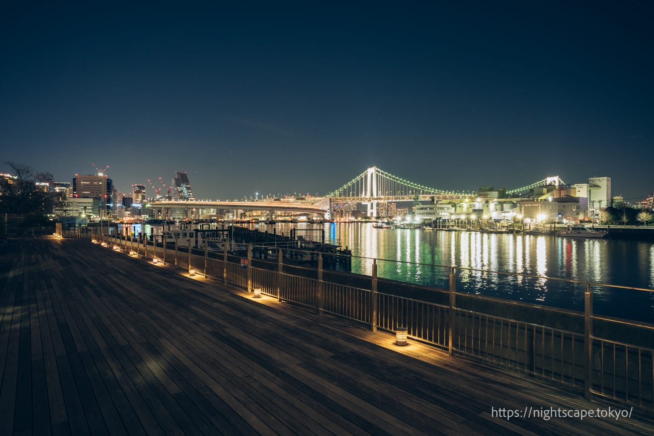 Night view of Bay Breeze Gardens.