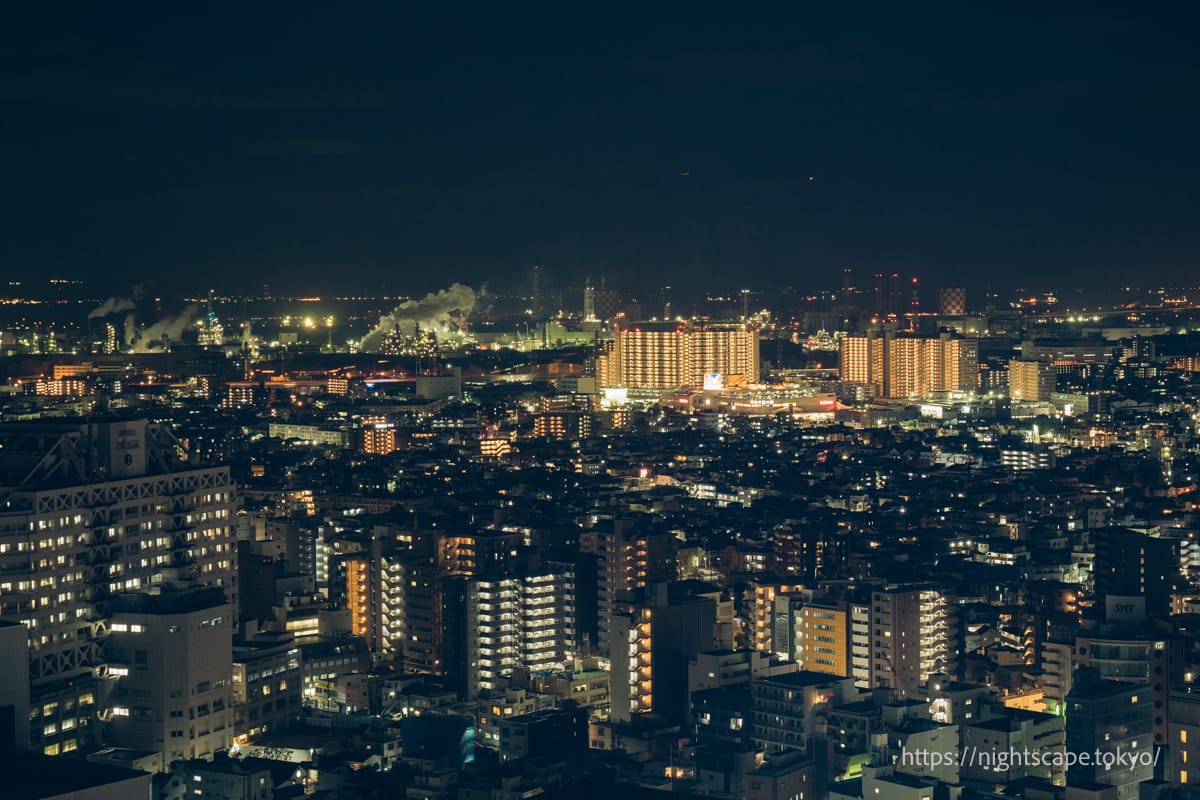 Night view towards the Keihin factory area