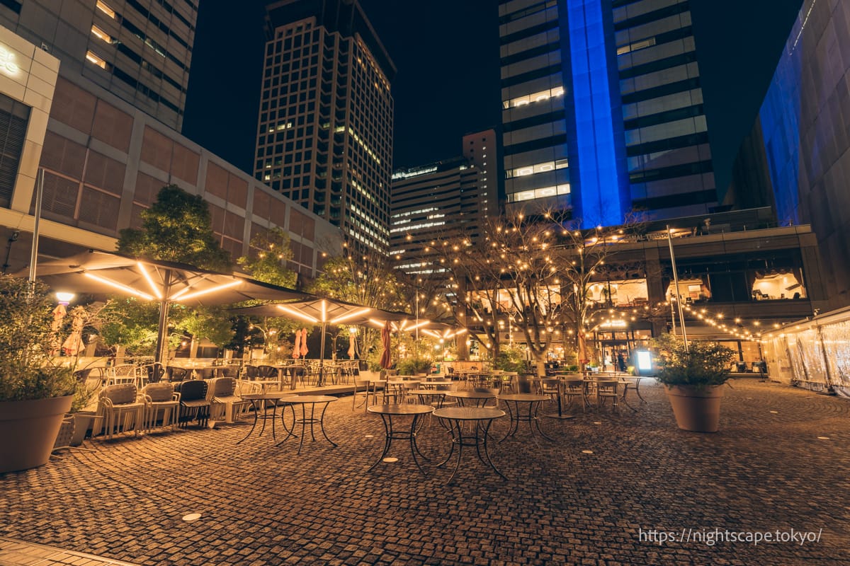 Cafés and restaurants in the vicinity of Tennozu Isle No. 2 Waterfront Square.