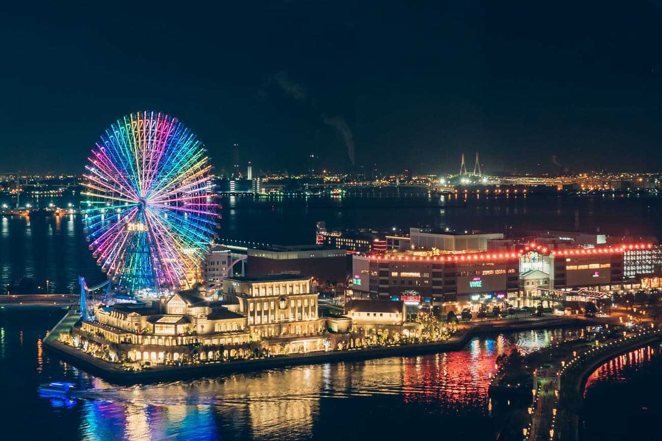 Cosmorock 21, the rainbow-coloured Giant Ferris Wheel.