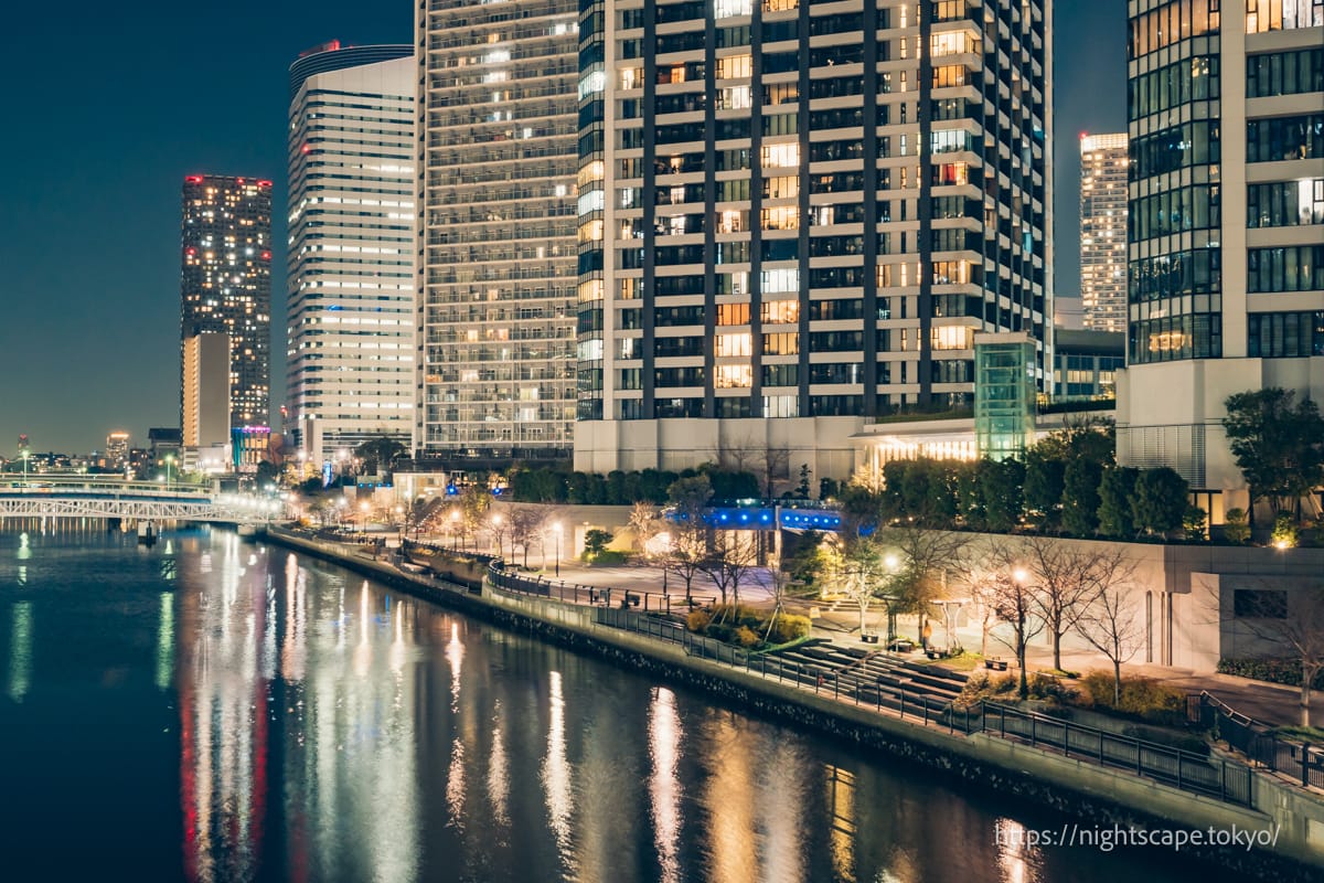 Night view of Asashio Canal Water Park